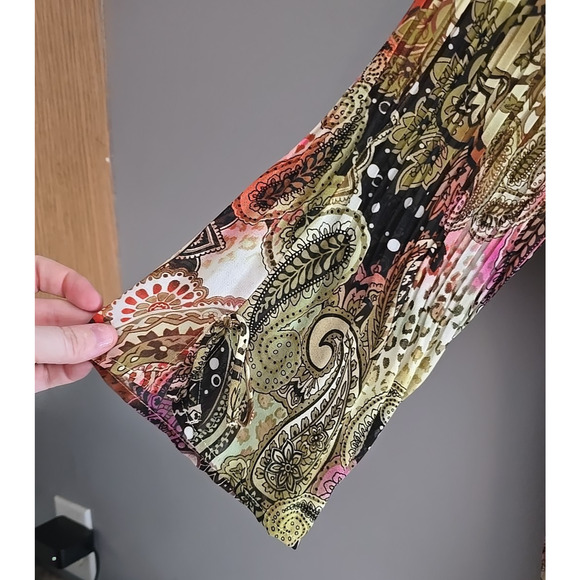 Dressbarn Multicolor Paisley Ruffle Grunge 3/4 Sleeve Top Womans Plus Size 1X - Picture 3 of 5